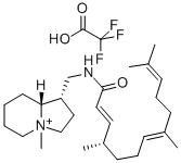CAS 登录号：129744-24-7， (2E,4S,7E)-N-[[(1S,4S,8aR)-4-甲基-1,2,3,5,6,7,8,8a-八氢吲嗪-4-鎓-1-基]甲基]-4,8,12-三甲基十三碳-2,7,11-三烯酰胺