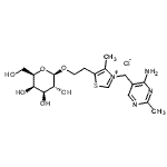 CAS 登录号：260370-52-3， (2R,3R,4S,5R,6R)-2-[2-[3-[(4-氨基-2-甲基-嘧啶-5-基)甲基]-4-甲基-噻唑-3-鎓-5-基]乙氧基]-6-(羟基甲基)四氢吡喃-3,4,5-三醇氯化物