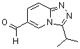 CAS 登录号：459448-04-5， 3-异丙基[1,2,4]三唑并[4,3-a]吡啶-6-甲醛