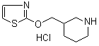 3-[(2-Thiazolyloxy)methyl]piperidine hydrochloride molecular structure (CAS 1185315-11-0)